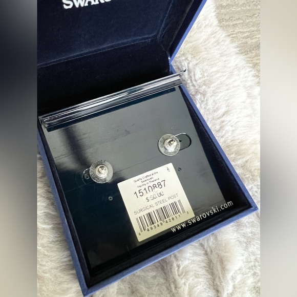 WORN ONCE Swarovski Earrings - Picture 3 of 3